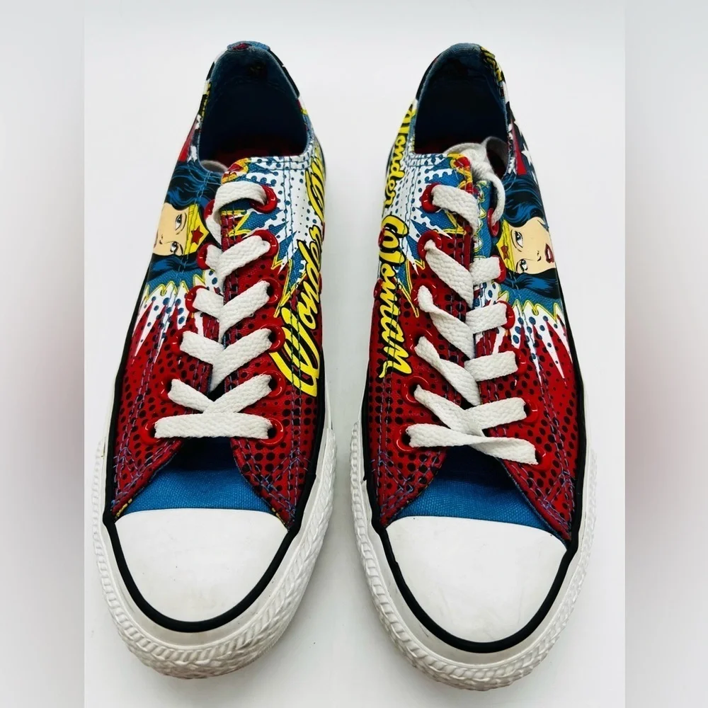 Converse Wonder Woman Red and Blue Sneakers Classic Canvas Style Size 4.5
